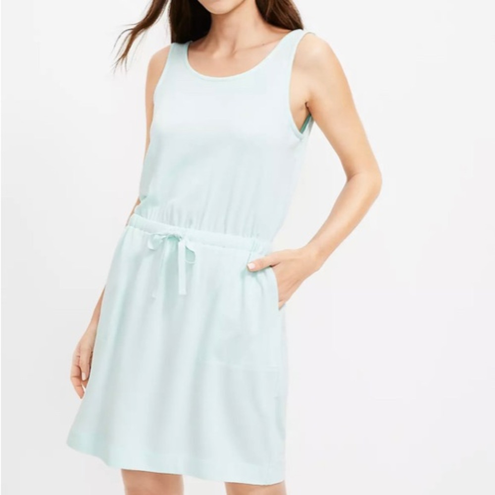 Lou & Grey Signaturesoft Lite Crossover Back Pocket Dress